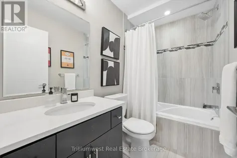 32 Arkell Road Guelph (kortright East) ON N1L 1G8
