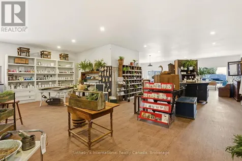 10 Armstrong Street Bracebridge ON P1L 1C1