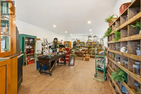 10 Armstrong Street Bracebridge ON P1L 1C1