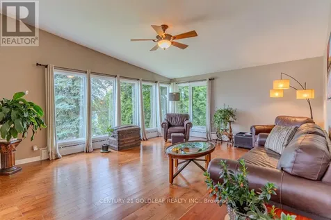 1549 Du Parc Avenue Clarence-rockland ON K4K 1C3