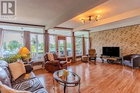 1549 Du Parc Avenue Clarence-rockland ON K4K 1C3