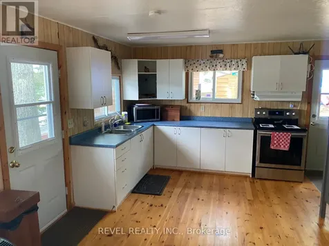 385 Porcupine Way Lanark Highlands ON K0G 1M0