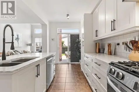 216 Badgeley Avenue Ottawa ON K2T 0A4