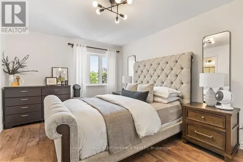 216 Badgeley Avenue Ottawa ON K2T 0A4