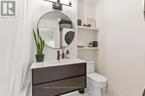 216 Badgeley Avenue Ottawa ON K2T 0A4