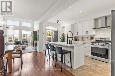 216 Badgeley Avenue Ottawa ON K2T 0A4