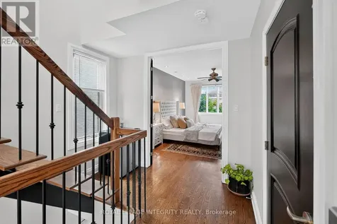 812 Petra Private Ottawa ON K2T 0G3