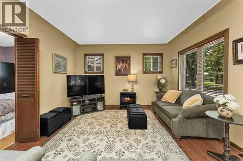 2342 Westcott Windsor ON N8W 4K7