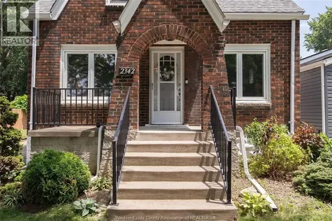 2342 Westcott Windsor ON N8W 4K7