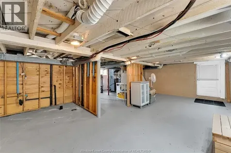2342 Westcott Windsor ON N8W 4K7