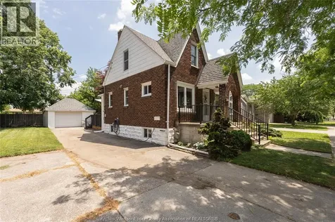 2342 Westcott Windsor ON N8W 4K7
