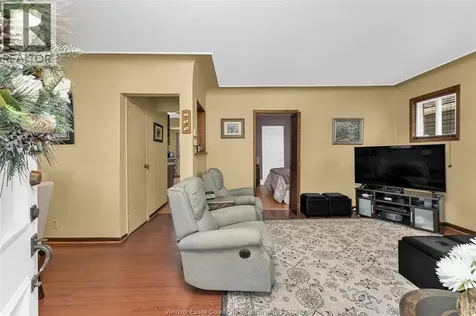 2342 Westcott Windsor ON N8W 4K7
