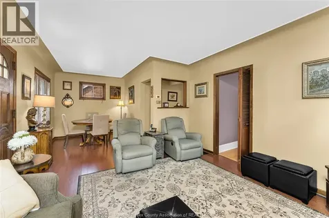 2342 Westcott Windsor ON N8W 4K7