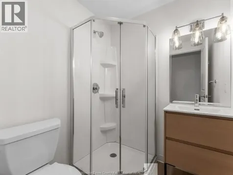 185 Randolph Place Windsor ON N9B 2T2