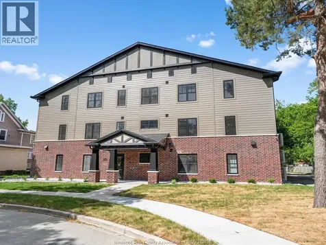 185 Randolph Place Windsor ON N9B 2T2
