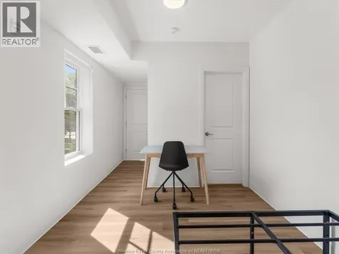 185 Randolph Place Windsor ON N9B 2T2