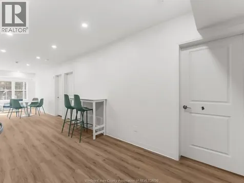 185 Randolph Place Windsor ON N9B 2T2