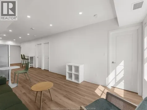 185 Randolph Place Windsor ON N9B 2T2