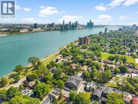 185 Randolph Place Windsor ON N9B 2T2