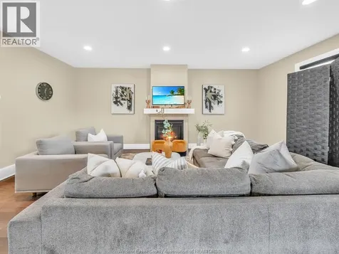 3000 Mcrobbie Crescent Windsor ON N8R 0B1