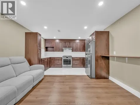 3000 Mcrobbie Crescent Windsor ON N8R 0B1