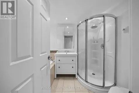 4 Harvey Street Ottawa ON K1S 5S4