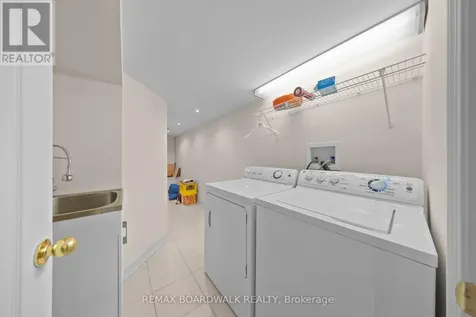 4 Harvey Street Ottawa ON K1S 5S4