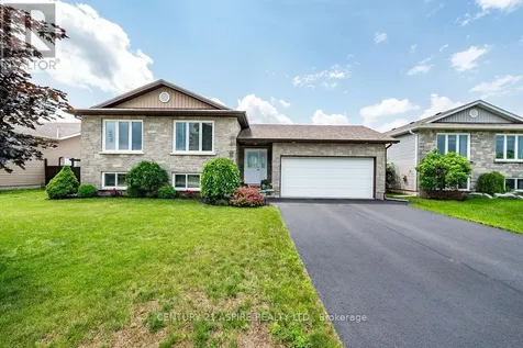 23 Boulder Creek Trail Petawawa ON K8H 0B2