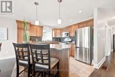 23 Boulder Creek Trail Petawawa ON K8H 0B2