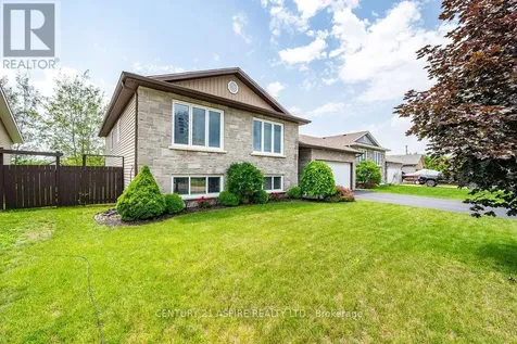 23 Boulder Creek Trail Petawawa ON K8H 0B2
