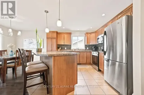 23 Boulder Creek Trail Petawawa ON K8H 0B2