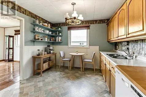 512 Monique Street Chelmsford ON P0M 1L0
