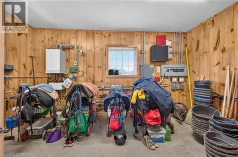 564 8th Concession Road East Carlisle ON L0P 1B0