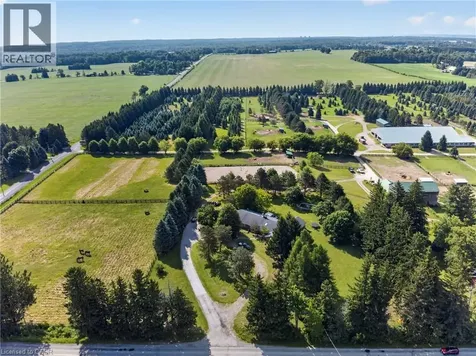 564 8th Concession Road East Carlisle ON L0P 1B0