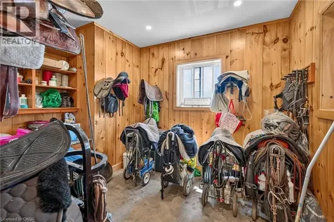 564 8th Concession Road East Carlisle ON L0P 1B0