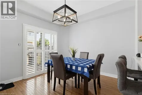 2092 English Crescent Burlington ON L7L 7B3