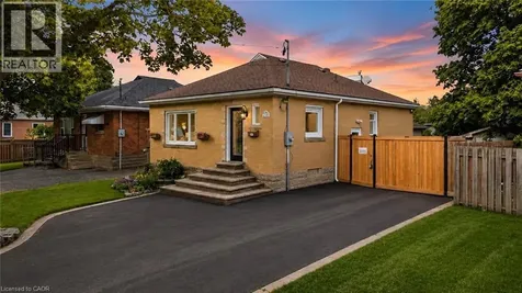 627 Upper Sherman Avenue Hamilton ON L8V 3M4