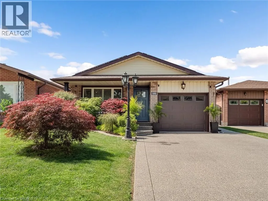 16 Juniper Drive Stoney Creek ON L8E 4C6