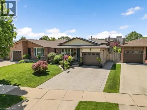 16 Juniper Drive Stoney Creek ON L8E 4C6