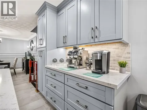 16 Juniper Drive Stoney Creek ON L8E 4C6