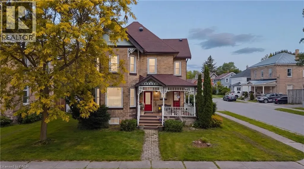 295 Livingstone Avenue Listowel ON N4W 1R1