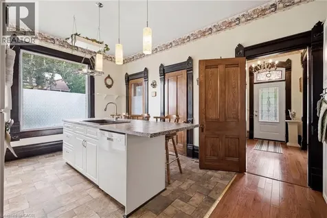 295 Livingstone Avenue Listowel ON N4W 1R1