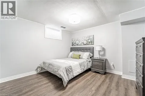 146 Welbourn Drive Hamilton ON L9A 3N4