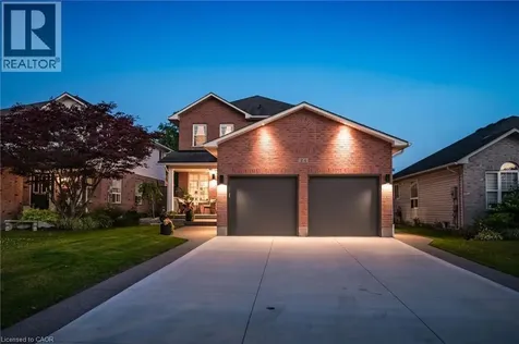 24 Watson Crescent Ayr ON N0B 1E0