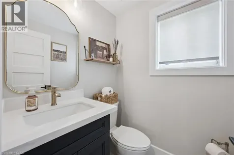 24 Watson Crescent Ayr ON N0B 1E0