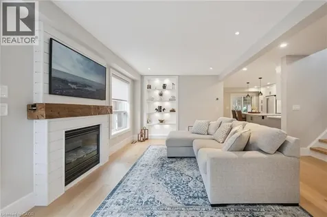 24 Watson Crescent Ayr ON N0B 1E0