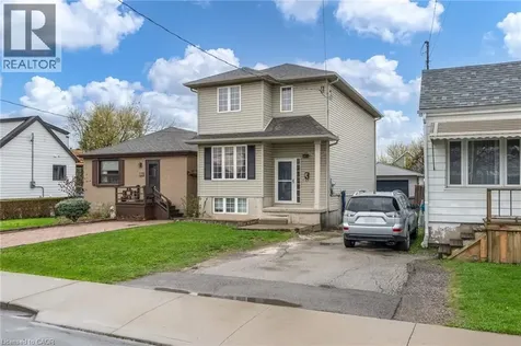 578 Barnaby Street Hamilton ON L8H 6T9
