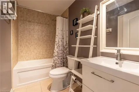 578 Barnaby Street Hamilton ON L8H 6T9