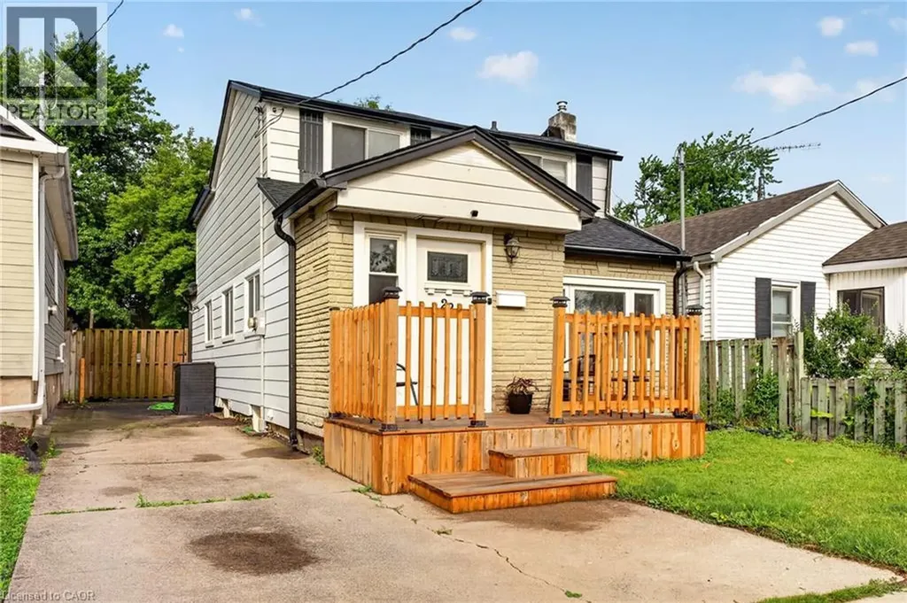 22 Edith Street St. Catharines ON L2S 2P7