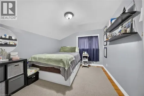 22 Edith Street St. Catharines ON L2S 2P7